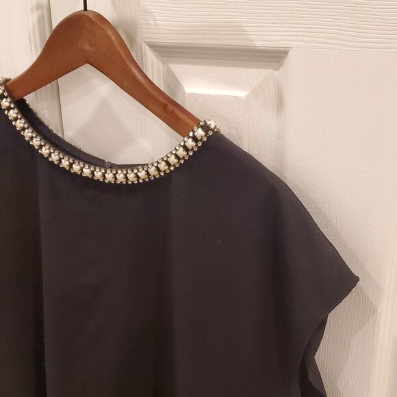 Jeweled neckline black top - Picture 3 of 4